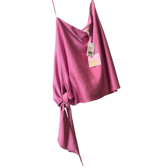 Leyden “Glitz & Glam” Top - Picture 5 of 8